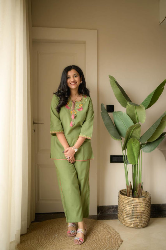 Green Summer Cotton Embroidered Kurti Pant Co-ord Set