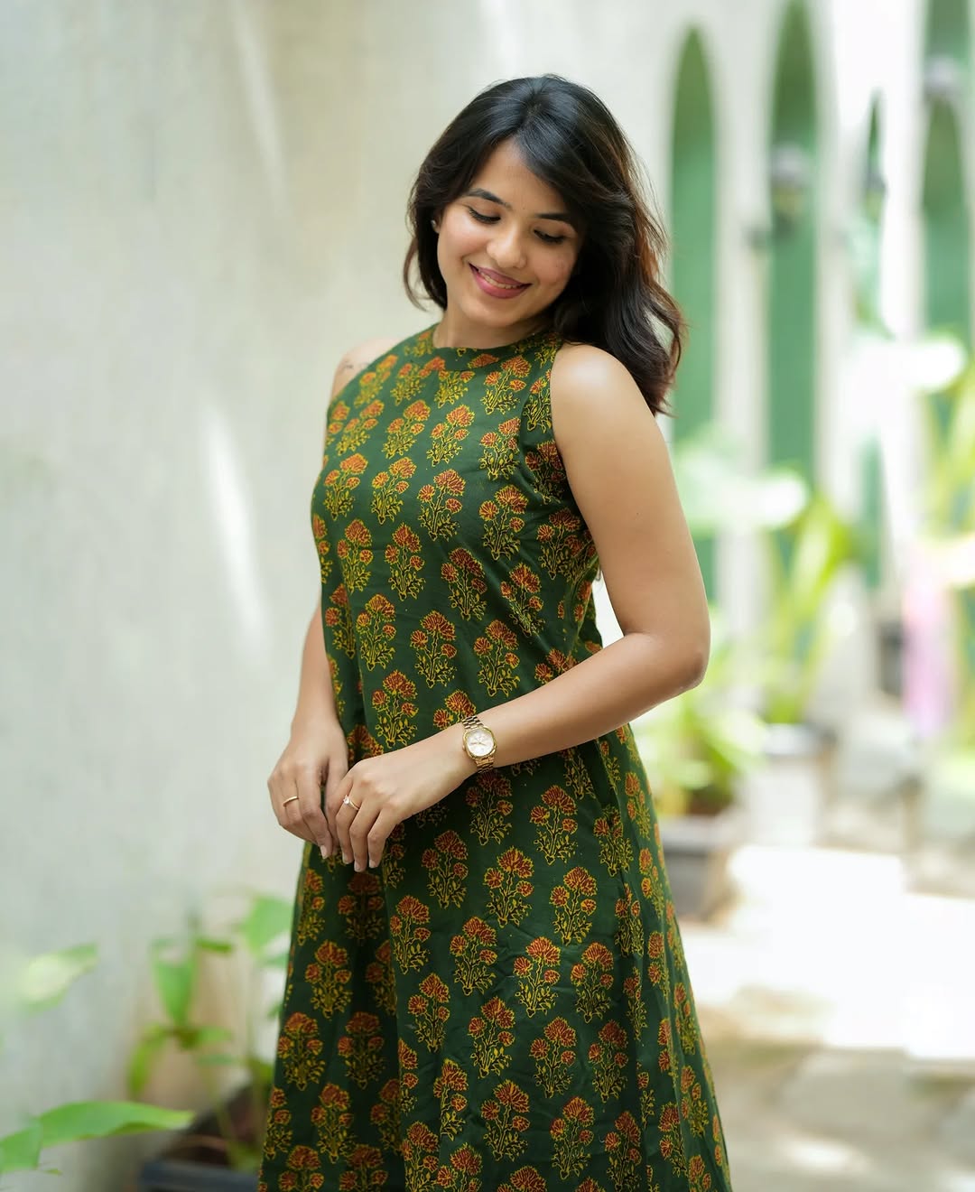 Women’s Green Printed Cotton Halter Neck Kurta Palazzo Set