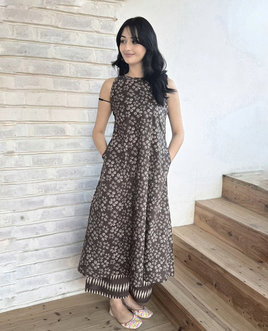 Women’s Brown Floral Printed Cotton Halter Neck Kurta Palazzo Set