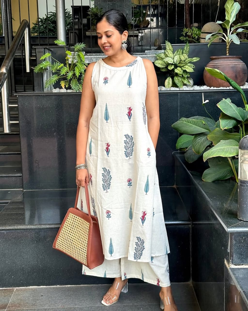 Women’s Off White Printed Cotton Halter Neck Kurta Palazzo Set