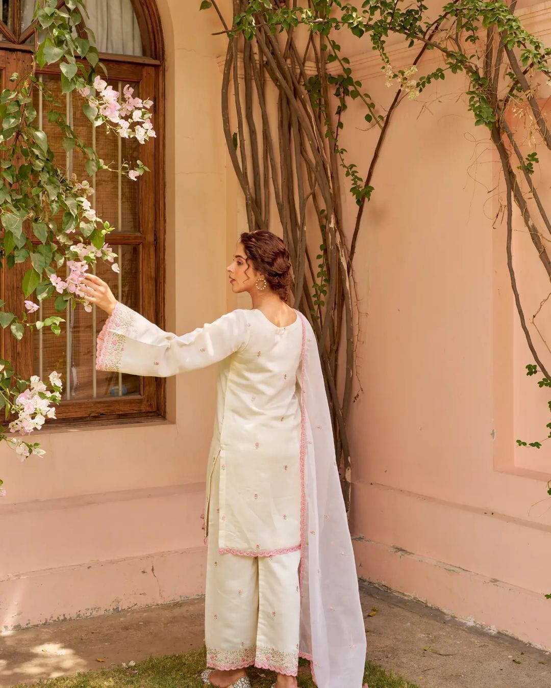 Premium Chanderi Silk Suit Set with Pink Embroidery and Dupatta