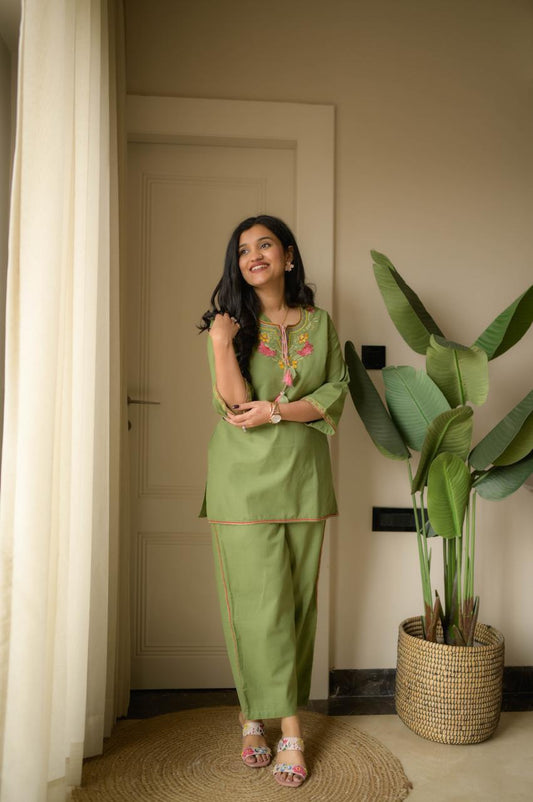Green Summer Cotton Embroidered Kurti Pant Co-ord Set