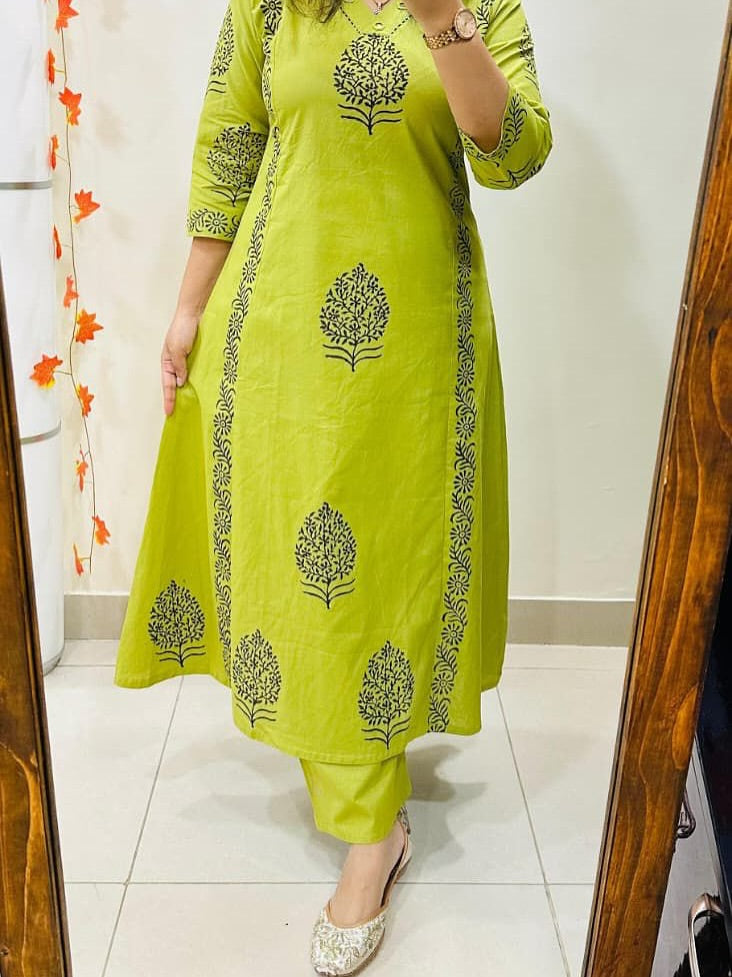 Green Hand-Block Cotton Kurti Pant Set with Mirror Work